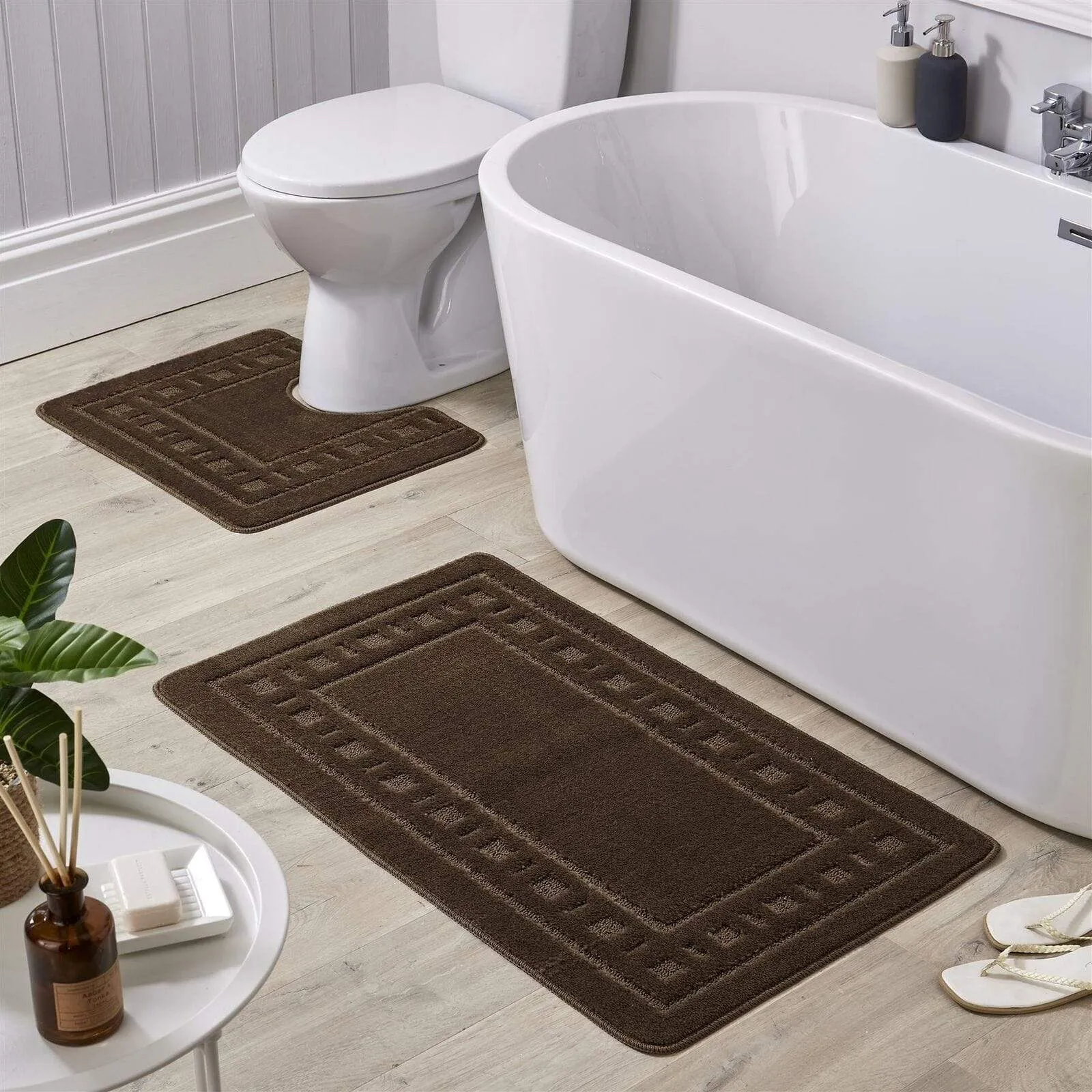 Jumbo Ultra Soft Non-Slip Bath Mat Set with Ultra Absorbent Material for Stylish Bathroom in Multiple Colours by OLIVIA ROCCO