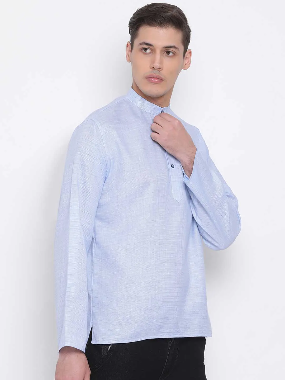 VASTRAMAY Men's Blue Cotton Blend Short Kurta